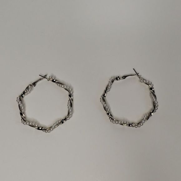 Fashion Jewelry - Picture 3 of 4